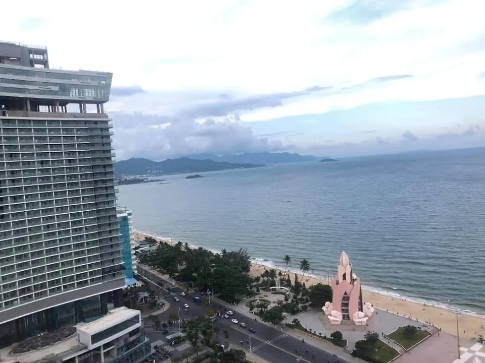 Panorama Ocean View Luxury Apartment 芽庄